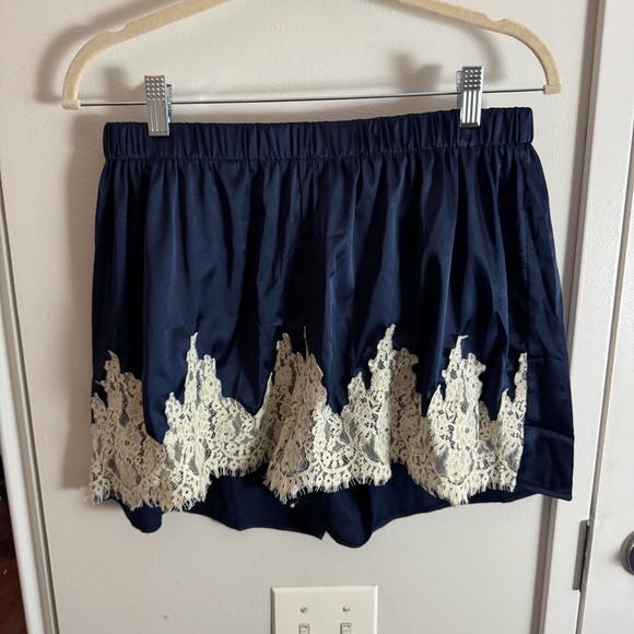 BUNDLE OF 2 Silk Lace Trim Shorts - Picture 6 of 9